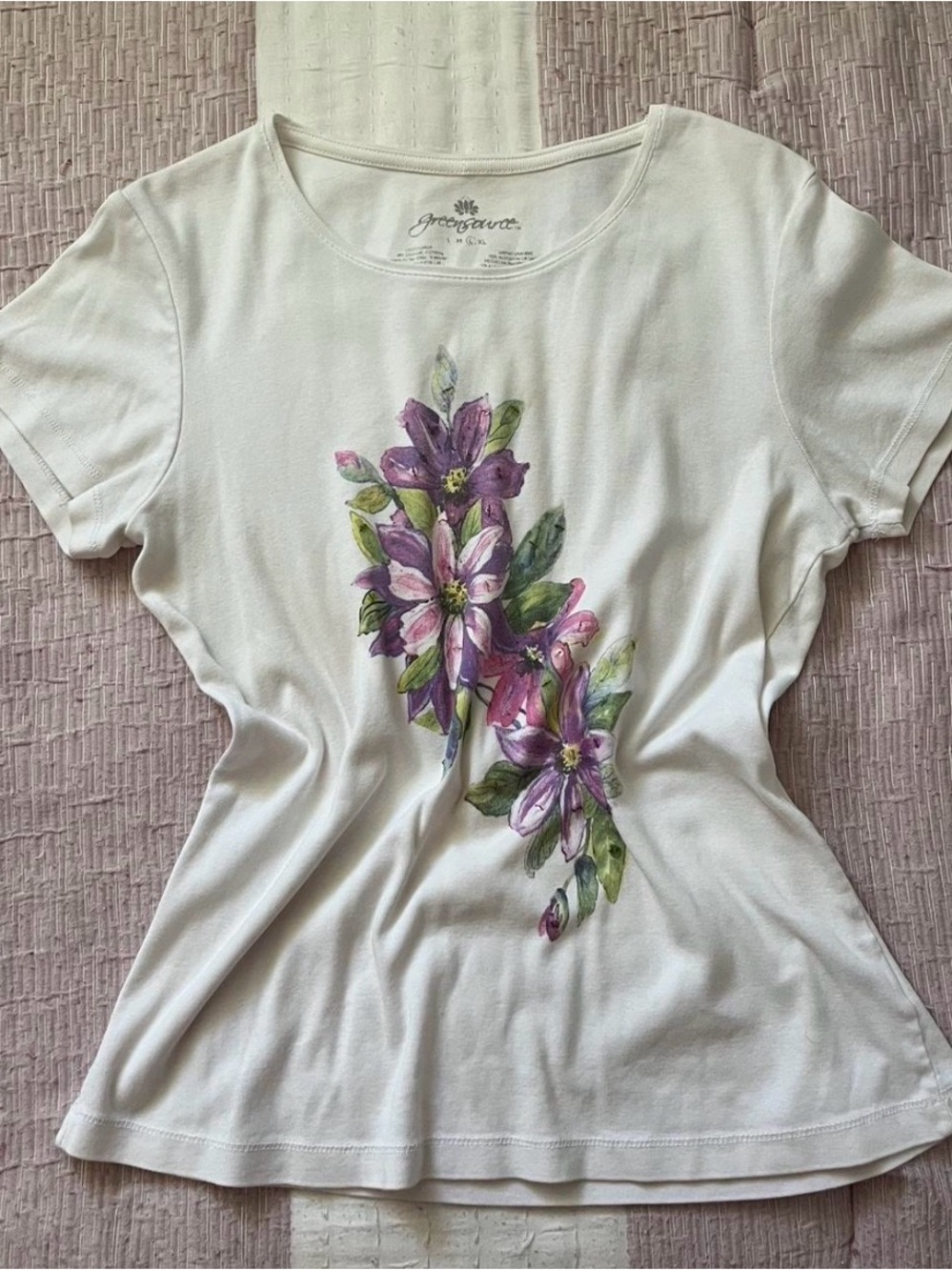 White floral tee with purple flower design with beads
